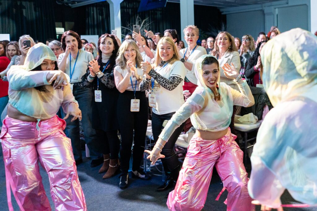 Guía práctica para clases de cardio dance desde cero